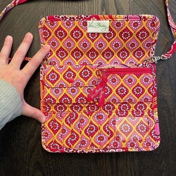 Vera Bradley Crossbody Bag Pink and Orange Magnetic - Picture 4 of 8